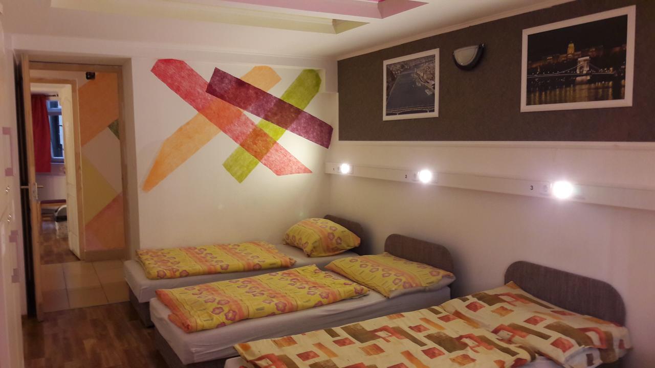 Opera Hostel Budapeszt Zewnętrze zdjęcie