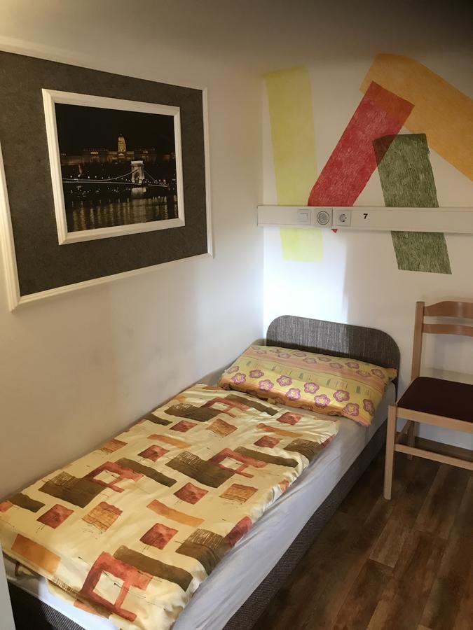 Opera Hostel Budapeszt Zewnętrze zdjęcie