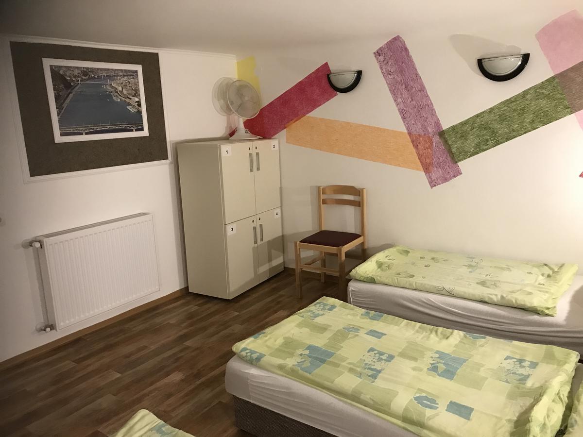 Opera Hostel Budapeszt Zewnętrze zdjęcie
