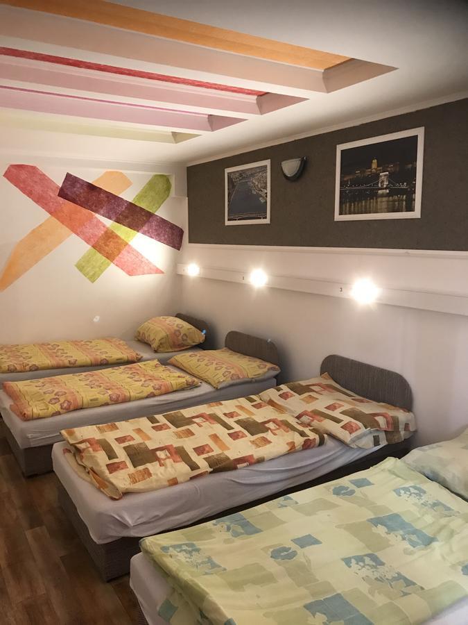 Opera Hostel Budapeszt Zewnętrze zdjęcie